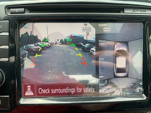 Used 2017 Nissan Maxima Platinum FWD image 20