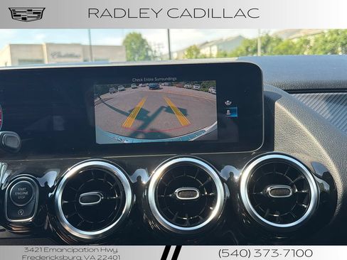 Used 2021 Mercedes-Benz GLA 250 4MATIC w/ AMG Line Exterior image 8