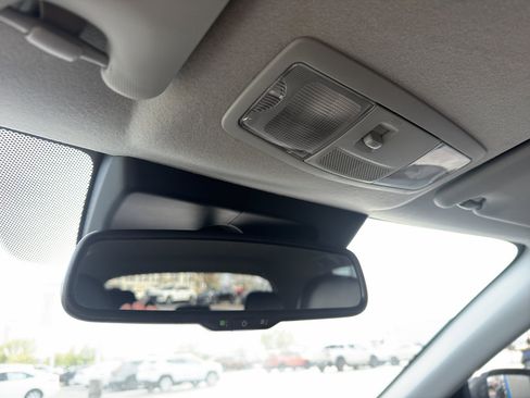 Used 2024 Mitsubishi Outlander Sport SE image 21