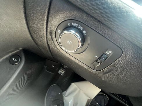 Used 2016 Chevrolet Cruze LT w/ Convenience Package image 24