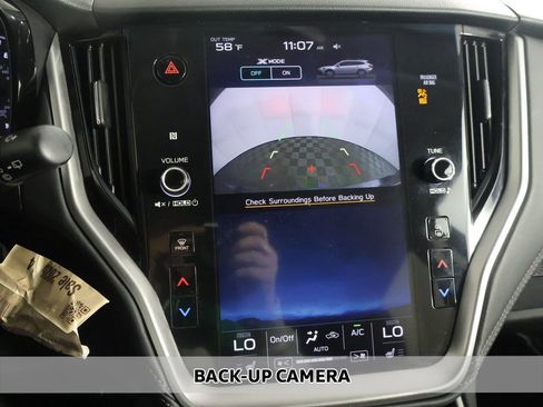 Used 2022 Subaru Outback Premium AWD/4WD image 4