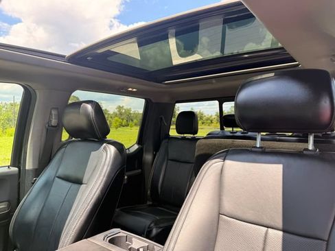 Used 2019 Ford F150 Lariat AWD/4WD image 8
