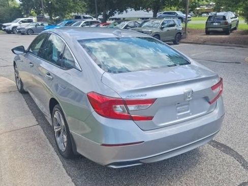 Used 2018 Honda Accord EX image 7