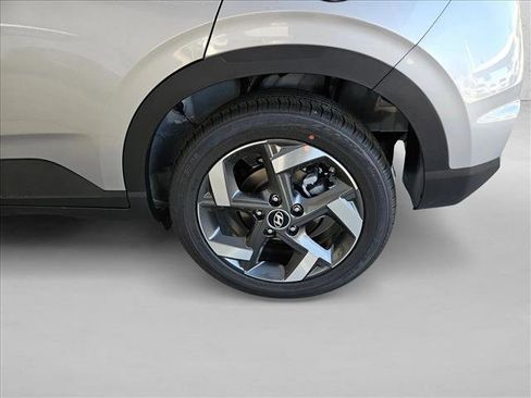 New 2026 Hyundai Venue SEL image 10
