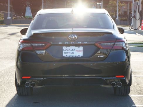 Used 2023 Toyota Camry XSE image 3