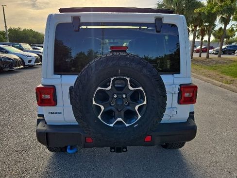 Used 2022 Jeep Wrangler Unlimited Rubicon 4xe w/ Steel Bumper Group AWD/4WD image 4