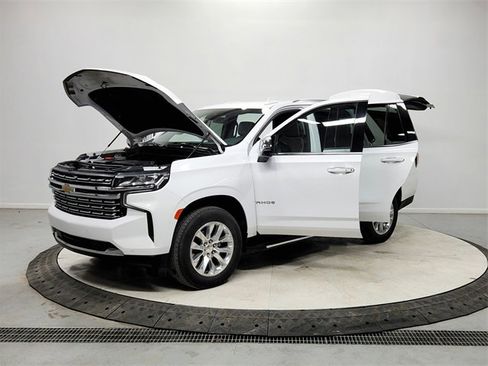 Used 2024 Chevrolet Tahoe Premier image 11