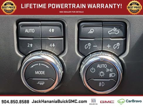 Used 2024 GMC Sierra 1500 AT4 w/ Technology Package AWD/4WD image 27