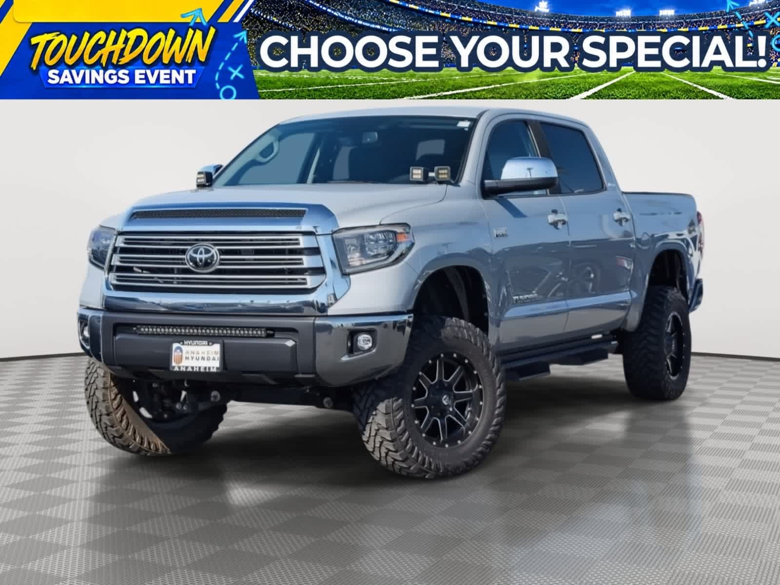 Used 2020 Toyota Tundra Limited w/ Limited Premium Package AWD/4WD image 1