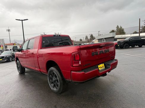 New 2026 RAM 2500 Laramie AWD/4WD image 3