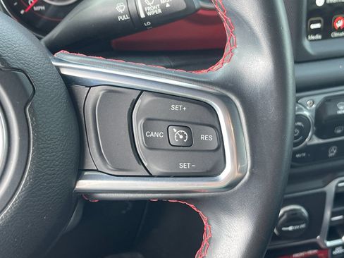 Used 2021 Jeep Wrangler Unlimited Rubicon AWD/4WD image 28