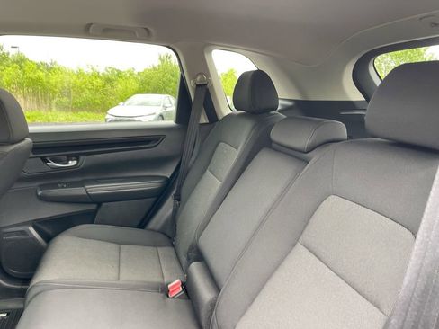 Used 2025 Honda CR-V EX image 8