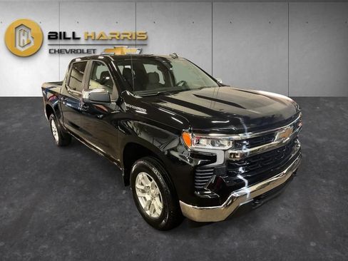 Used 2023 Chevrolet Silverado 1500 LT AWD/4WD image 9