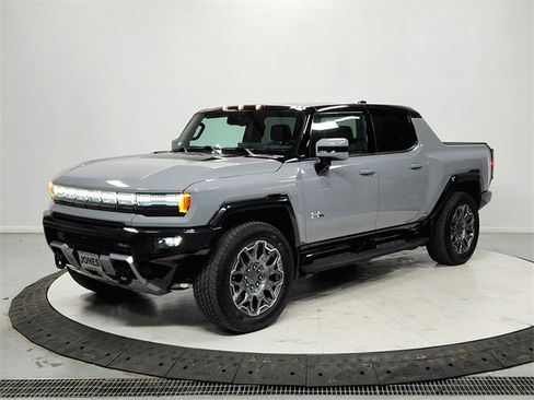 Used 2025 GMC Hummer EV 3X image 3
