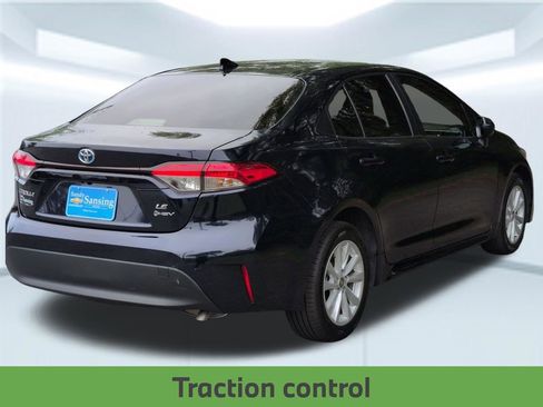 Used 2025 Toyota Corolla LE w/ LE Premium Package FWD image 6