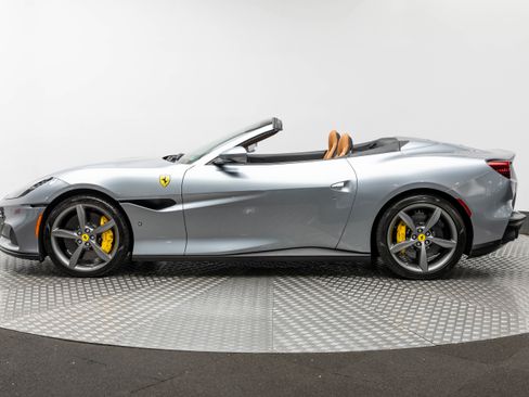 Certified 2022 Ferrari Portofino M image 2