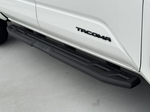 New 2026 Toyota Tacoma TRD Off-Road AWD/4WD image 14