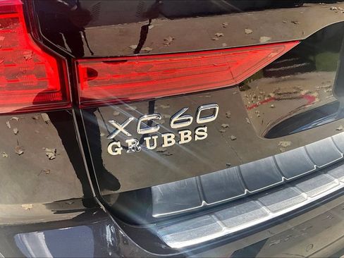 Used 2025 Volvo XC60 T8 Ultra w/ Protection Package Premier AWD/4WD image 33