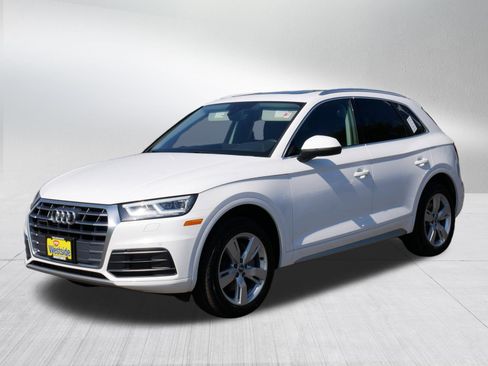 Used 2018 Audi Q5 2.0T Premium Plus w/ Premium Plus Package AWD/4WD image 3