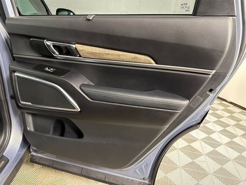 Used 2021 Kia Telluride SX image 18