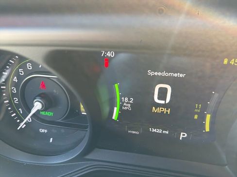 Certified 2025 Jeep Wrangler Unlimited Rubicon 4xe w/ Convenience Group image 13