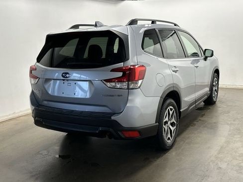 Used 2019 Subaru Forester Premium image 33