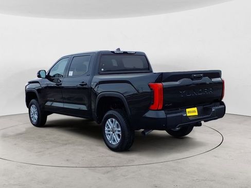 New 2026 Toyota Tundra SR5 AWD/4WD image 3