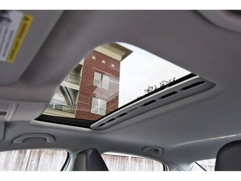 Used 2022 Volkswagen Passat 2.0T SE image 30