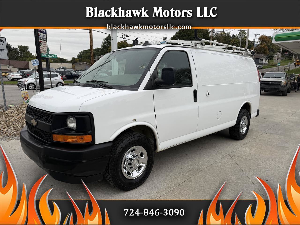 Used 2017 Chevrolet Express 2500 RWD image 1