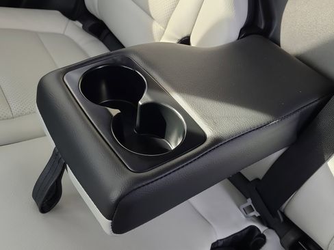 Used 2025 Ford Escape Active w/ Active Premium Tech Pack image 15