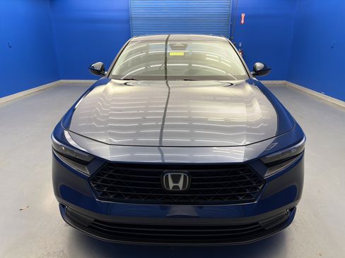 Used 2024 Honda Accord EX image 3