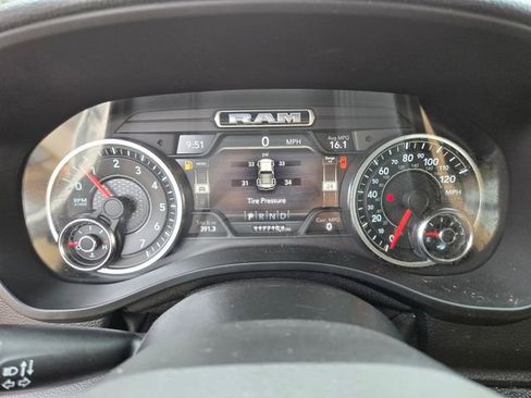 Used 2021 RAM 1500 Laramie image 29