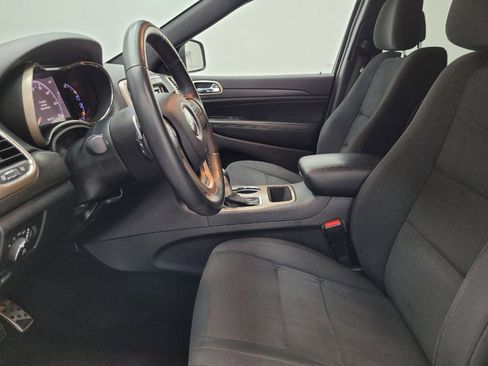 Used 2017 Jeep Grand Cherokee Laredo w/ Quick Order Package 2BE image 17