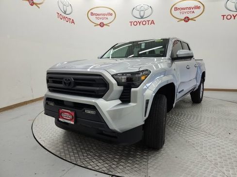 Used 2026 Toyota Tacoma SR5 AWD/4WD image 2