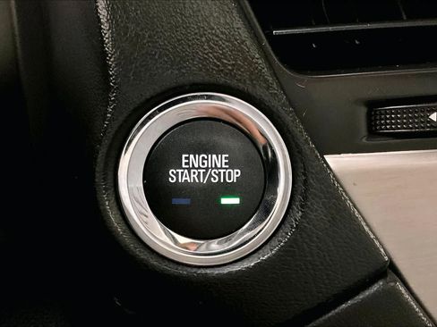Used 2019 GMC Yukon Denali w/ Denali Ultimate Package RWD image 31