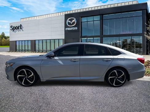 Used 2018 Honda Accord Sport image 7
