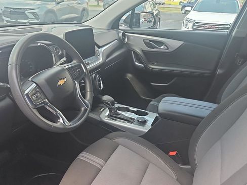 Used 2023 Chevrolet Blazer LT w/ Convenience Package FWD image 9