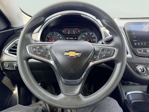 Used 2019 Chevrolet Malibu LT FWD image 30