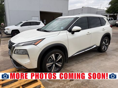 Used 2022 Nissan Rogue SL w/ SL Premium Package FWD image 1