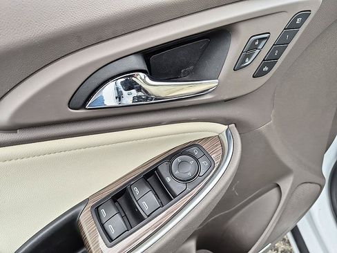 Certified 2024 Chevrolet Malibu LT FWD image 13