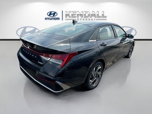 New 2026 Hyundai Elantra Limited FWD image 6