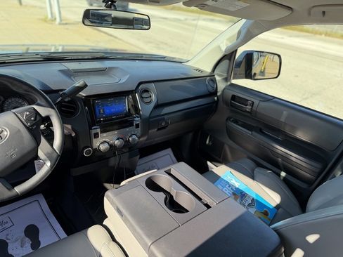 Used 2017 Toyota Tundra SR image 13