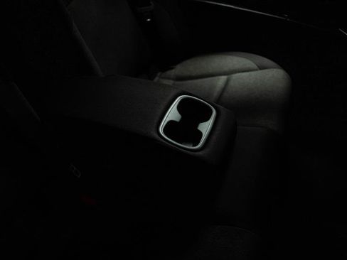 Used 2025 Toyota Camry LE image 12