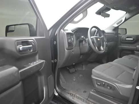 Used 2025 Chevrolet Silverado 1500 Custom w/ Turbomax Blackout Package RWD image 10