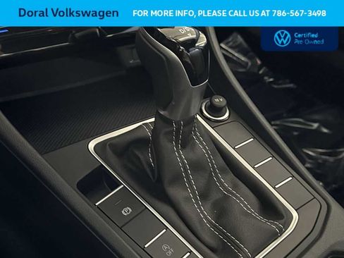Used 2025 Volkswagen Jetta Sport image 21