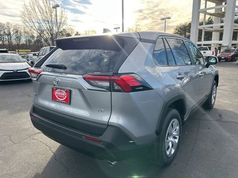 New 2025 Toyota RAV4 LE image 5