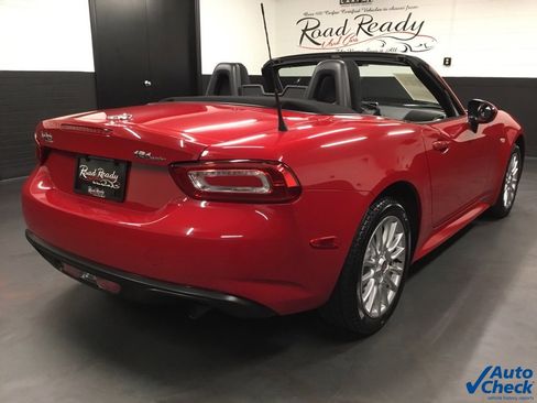 Used 2018 FIAT 124 Spider Classica w/ Technology Group image 10