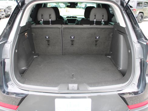 Used 2022 Chevrolet TrailBlazer LT w/ Convenience Package FWD image 13