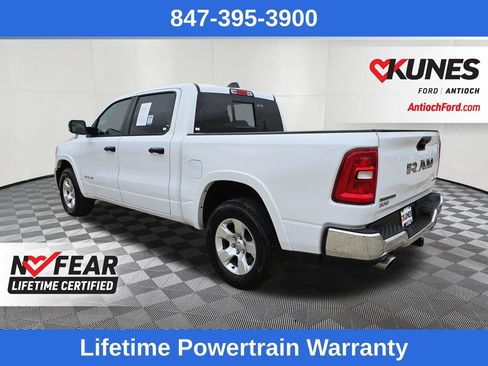 Used 2025 RAM 1500 Big Horn AWD/4WD image 5