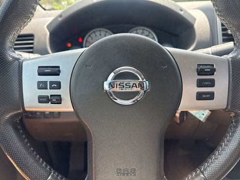 Used 2014 Nissan Frontier PRO-4X w/ Pro-4x Luxury Package AWD/4WD image 27